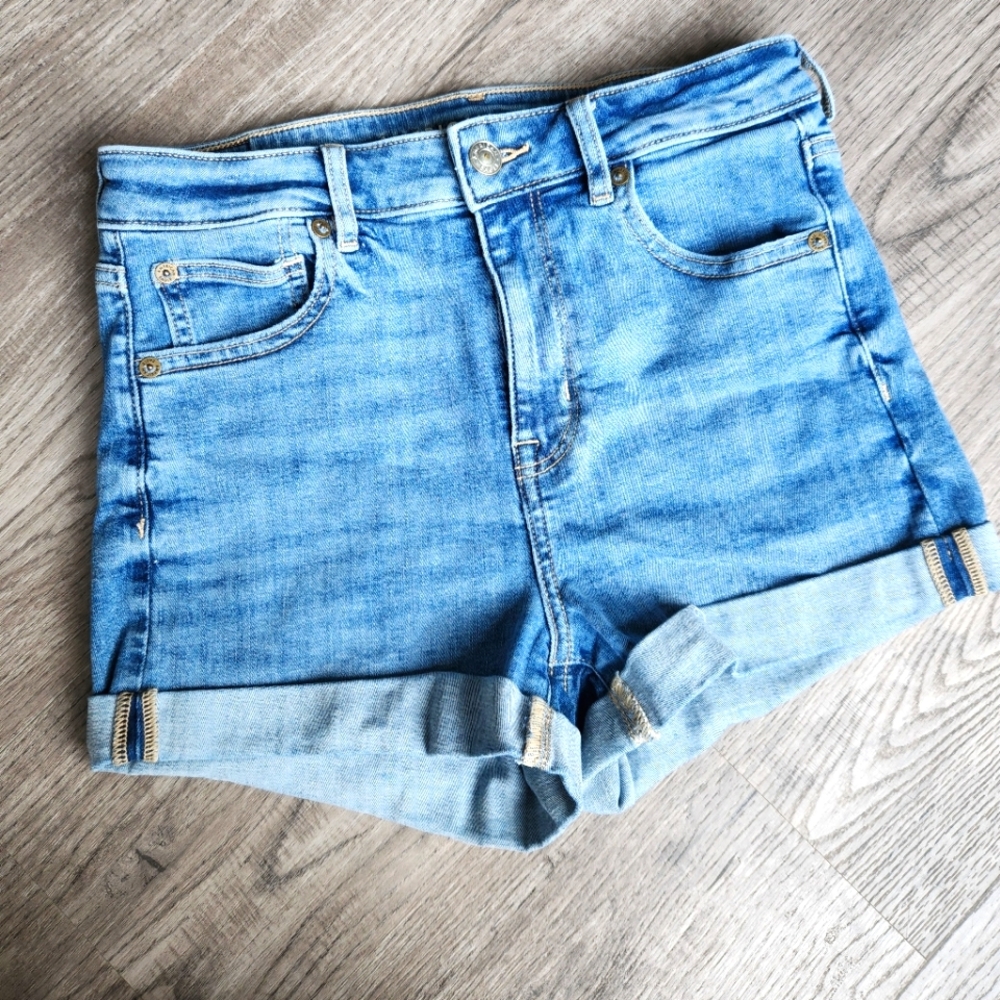 American Eagle Denim Shorts size 4